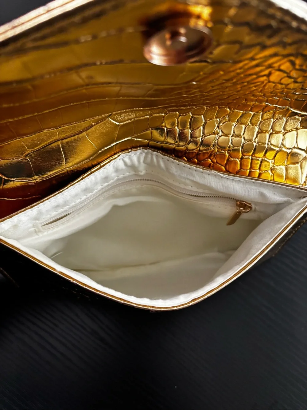Gold Metallic Croc Embossed Envelope Clutch Wristlet Purse
